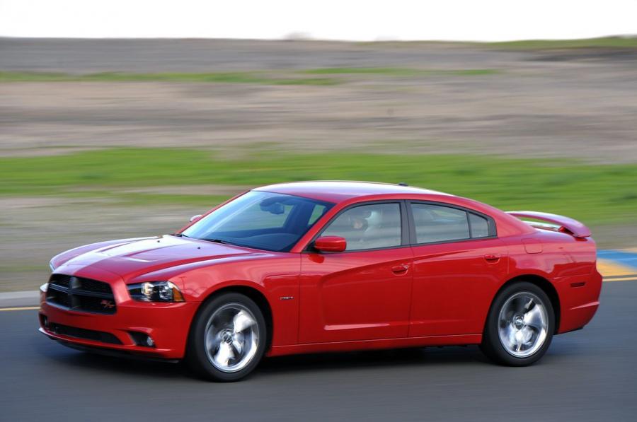  Dodge Charger 2011 года  (фото 3 из 87)